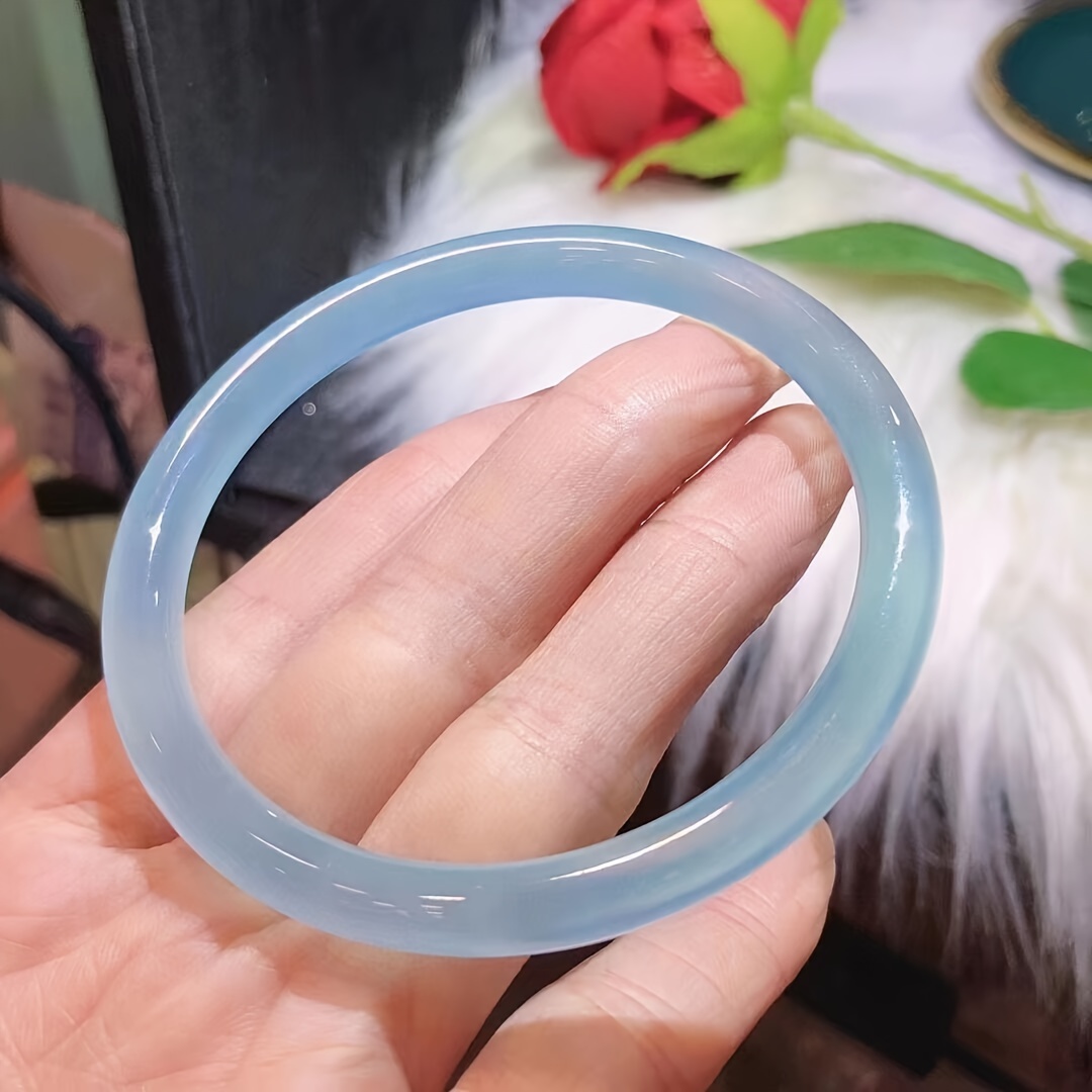 Chic Blue Chalcedony Agate Bracelet, Icy Lake Design
