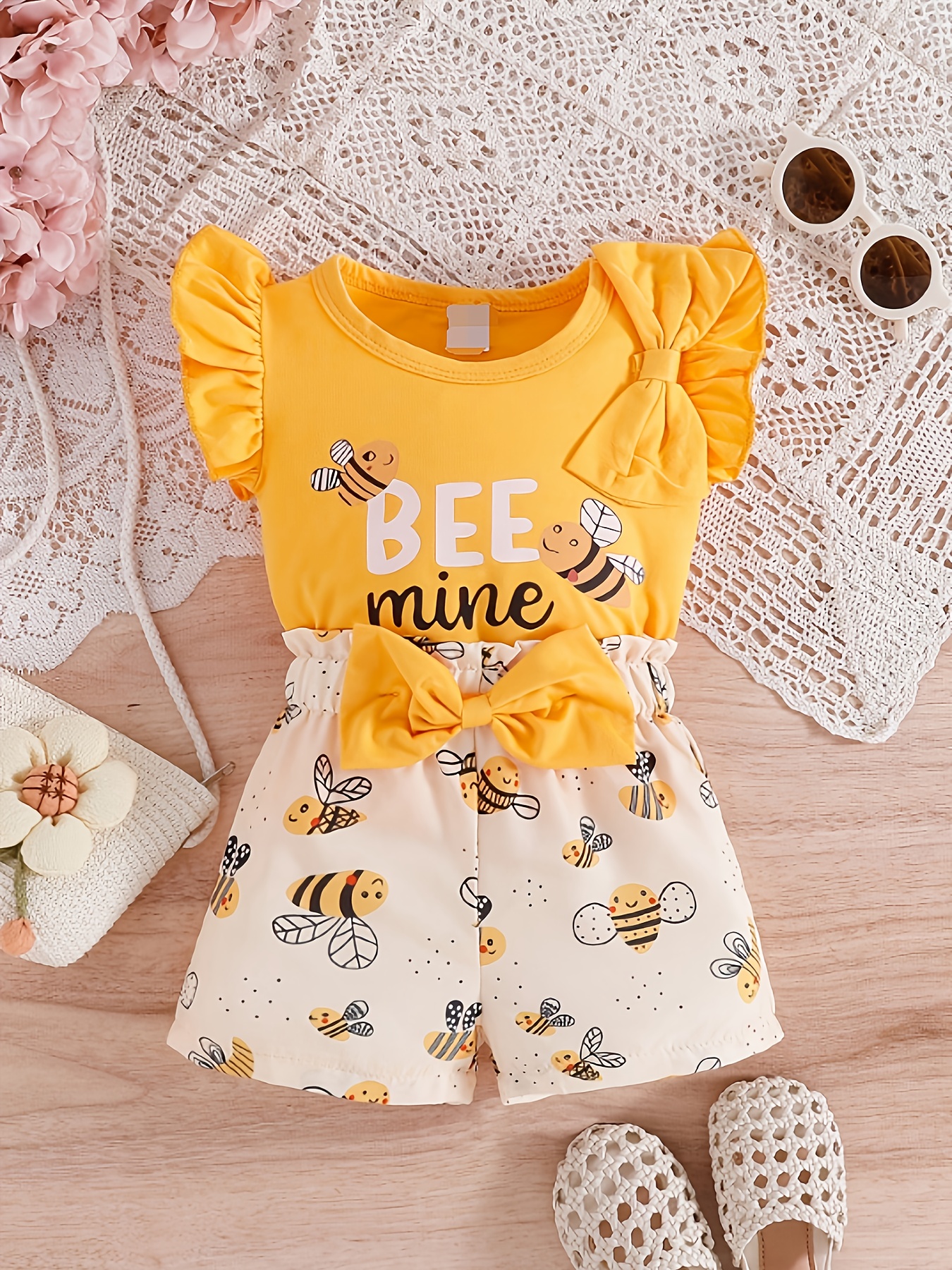 Baby girls summer cute cartoon top High waisted bow shorts two-piece  directional development Outdoor