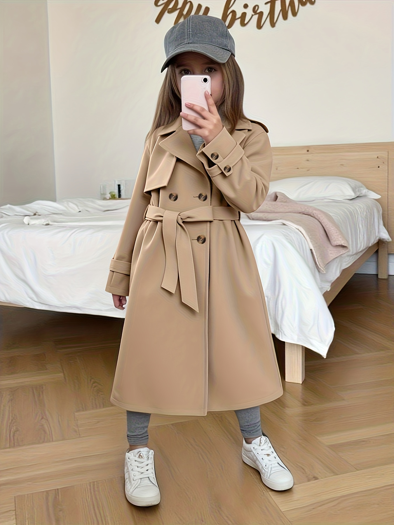 a stylish new autumn winter coat for girls featuring a fashionable double breasted design with a loose fit and a french style collar it   with a matching belt and is perfect for casual   parties and   outdoor activities Product details 4