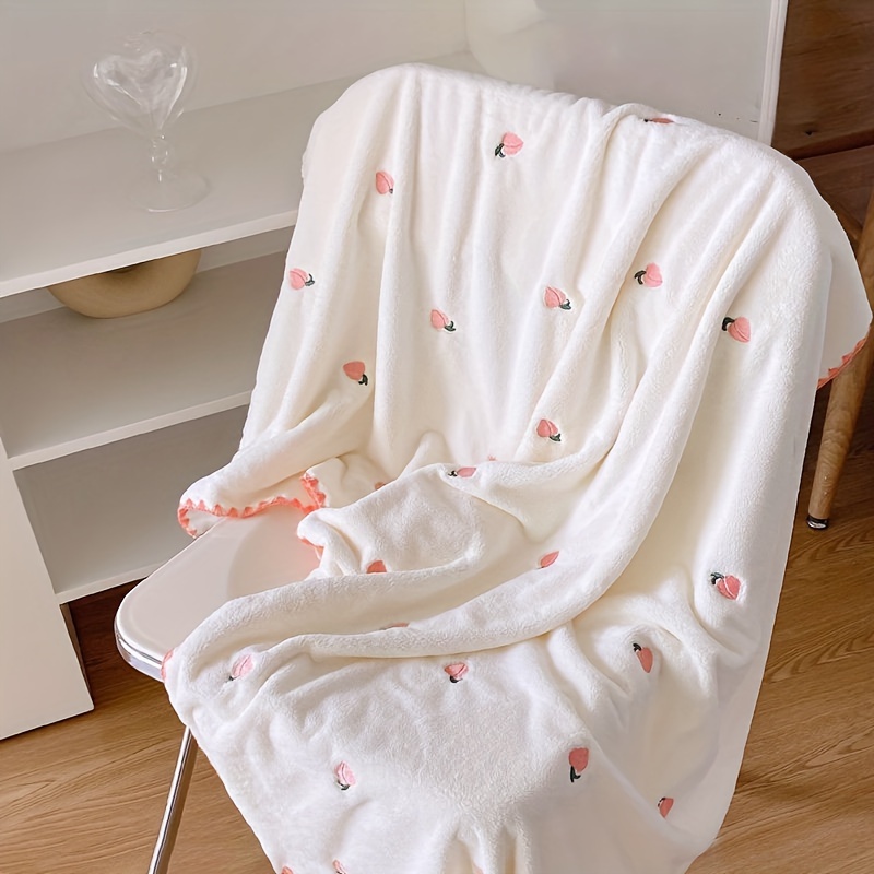 

1pc Cute Bear Embroidered Bath Towel, Absorbent Comfortable Shower Towel, Thickened Quick-drying Daily Towel Perfect For Men And Women, Bathroom Supplies, Home Supplies