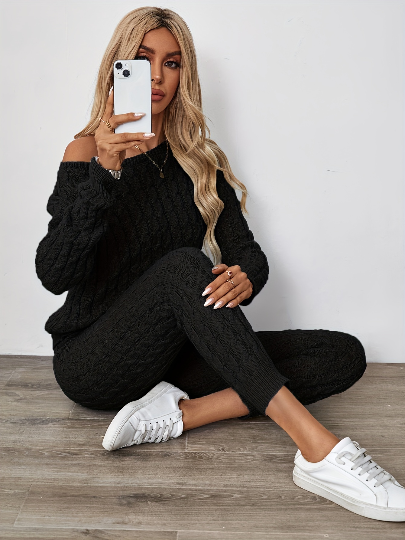 Online women's all match long sleeve black sweater