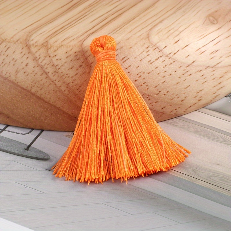 TEMU Paquete de 42 borlas de poliéster de 4 cm en colores surtidos, adecuadas para marcapáginas, cajas de regalo, abanicos, decoraciones de embalaje,