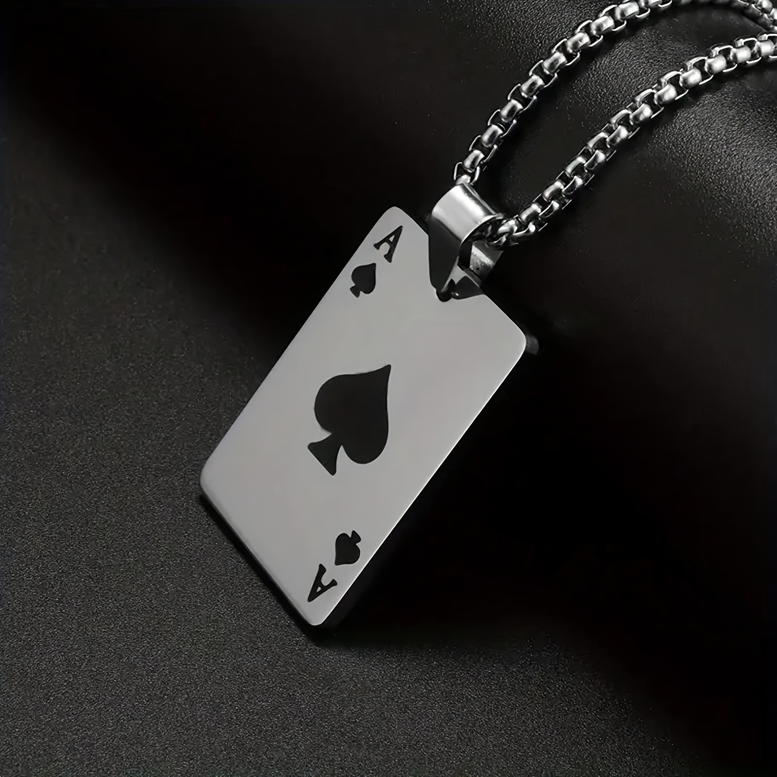 2pcs Couple's Matching Poker & Spade Card Pendants Necklace