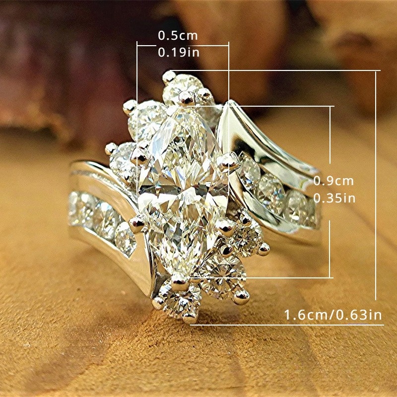 An Exquisite Ring Set Cubic Synthetic Zirconia