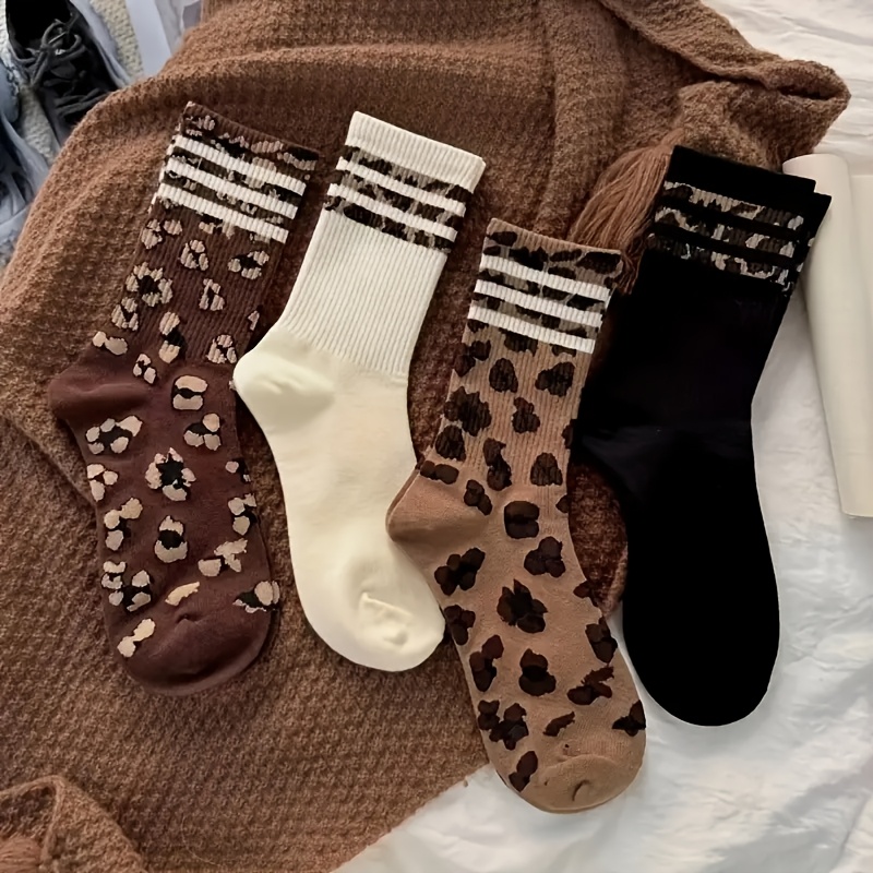 

4 Pairs Of Women' Knee-high Socks, Trendy Striped Leopard Print Socks For Women, Comfortable And Soft Sports Socks.
