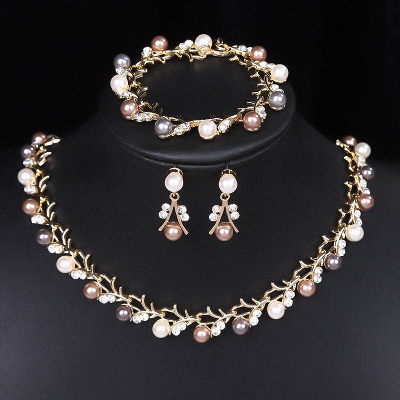 Korea Pearl Necklace Bracelet Earrings 3 Pieces Set, Fashionable And Fresh, Trend Forward, High-end Atmosphere. Used For Bridal Gowns, Multi-functional Accessories That, Mother'S Day