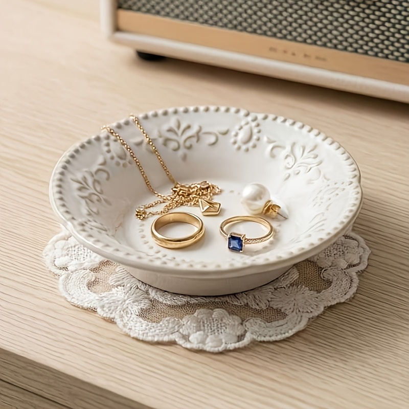 TEMU Vintage Embossed Jewelry Tray With White Lace Mat, European Retro Style, With Retro Effect, Lace-lined Porcelain Bowl Set, Jewelry And Earrings