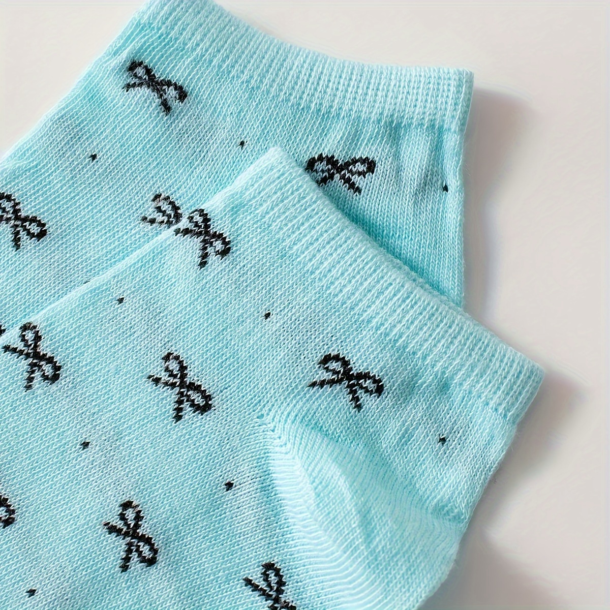 10-Pack Women's Ankle Socks in Candy Color with Heart Bow Stripes, Soft and Comfortable Casual Style Perfect for Valentine's Day Gift or Casual Attire