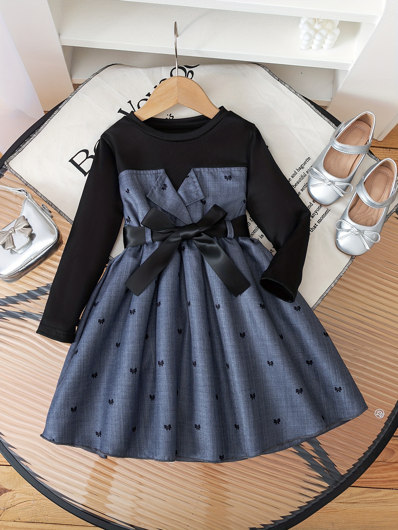 girls elegant long sleeve a line dress with bow heart print dark grey black white puff sleeve bow back   formal casual attire machine washable party wedding outfit   two piece design with contrast trim round neck a line silhouette for young girls casual to formal occasions Product details 5