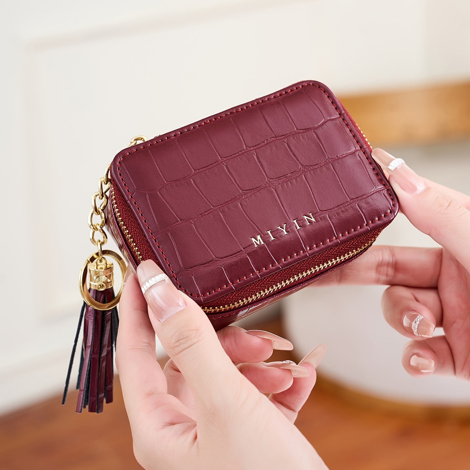 TEMU Pink Crocodile Pattern Mini Cosmetic Box With Mirror, Portable Travel Cosmetic Organizer With Tassel Keychain, For Daily Use