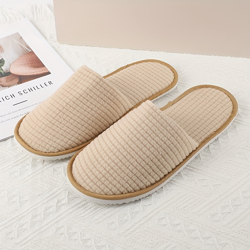 2pcs Cozy Fleece Slippers - Disposable, Warm, Soft Fabric, Ideal for Autumn & Winter, Perfect for Home, Hotel, Guest House Use, Food Service Equipment and Supplies