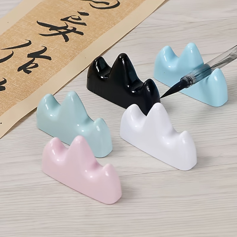 

Vintage-inspired Plastic Pen Holder - Valentine's Day, Decor & Craft Storage