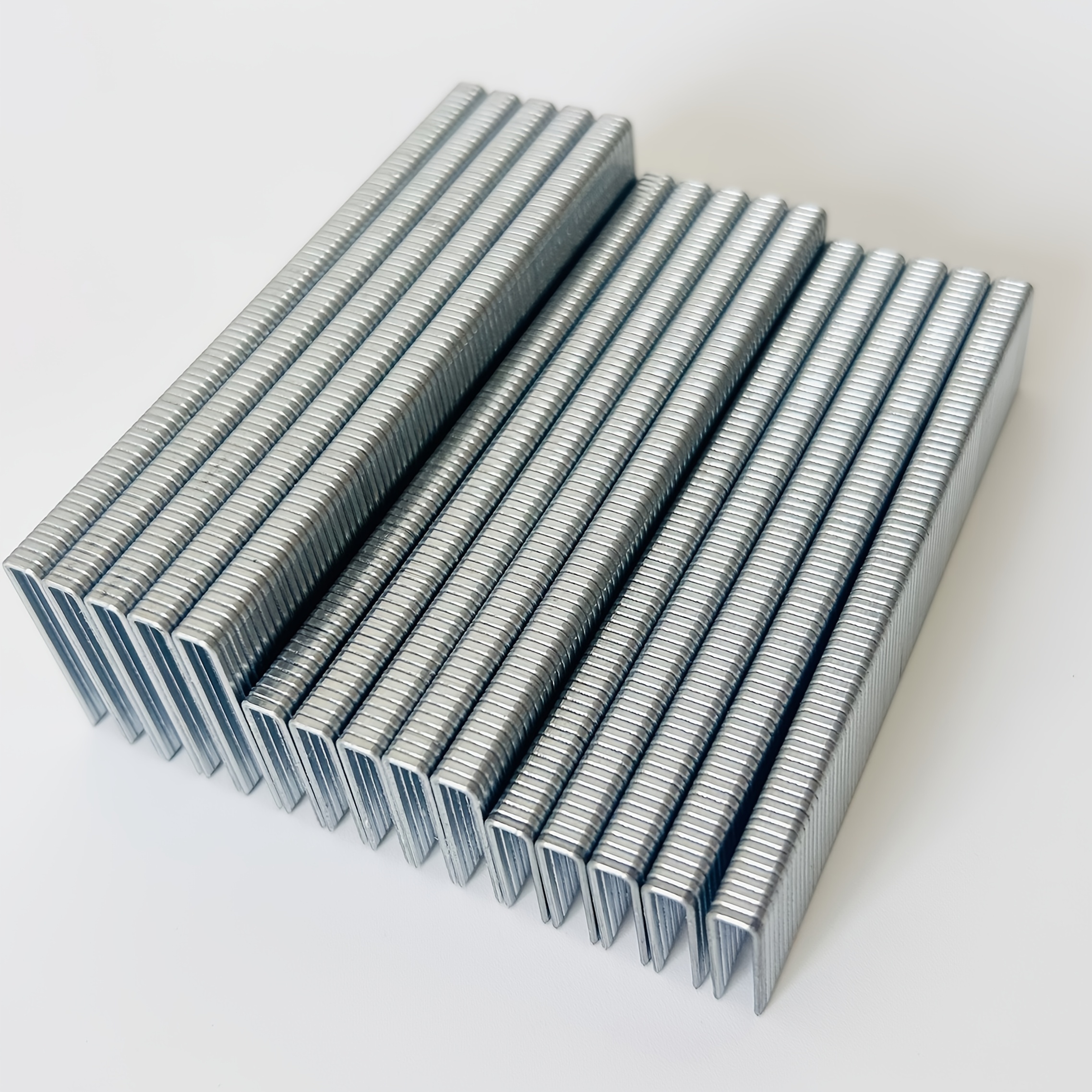 Image of 1200pcs Combo 18 Ga 1/4" Narrow Crown , 1-1/4"-400pcs, 1"-400pcs, 3/4"-400pcs, Heavy Duty U-shaped For Pneumatic, Electric /9040 Staplers