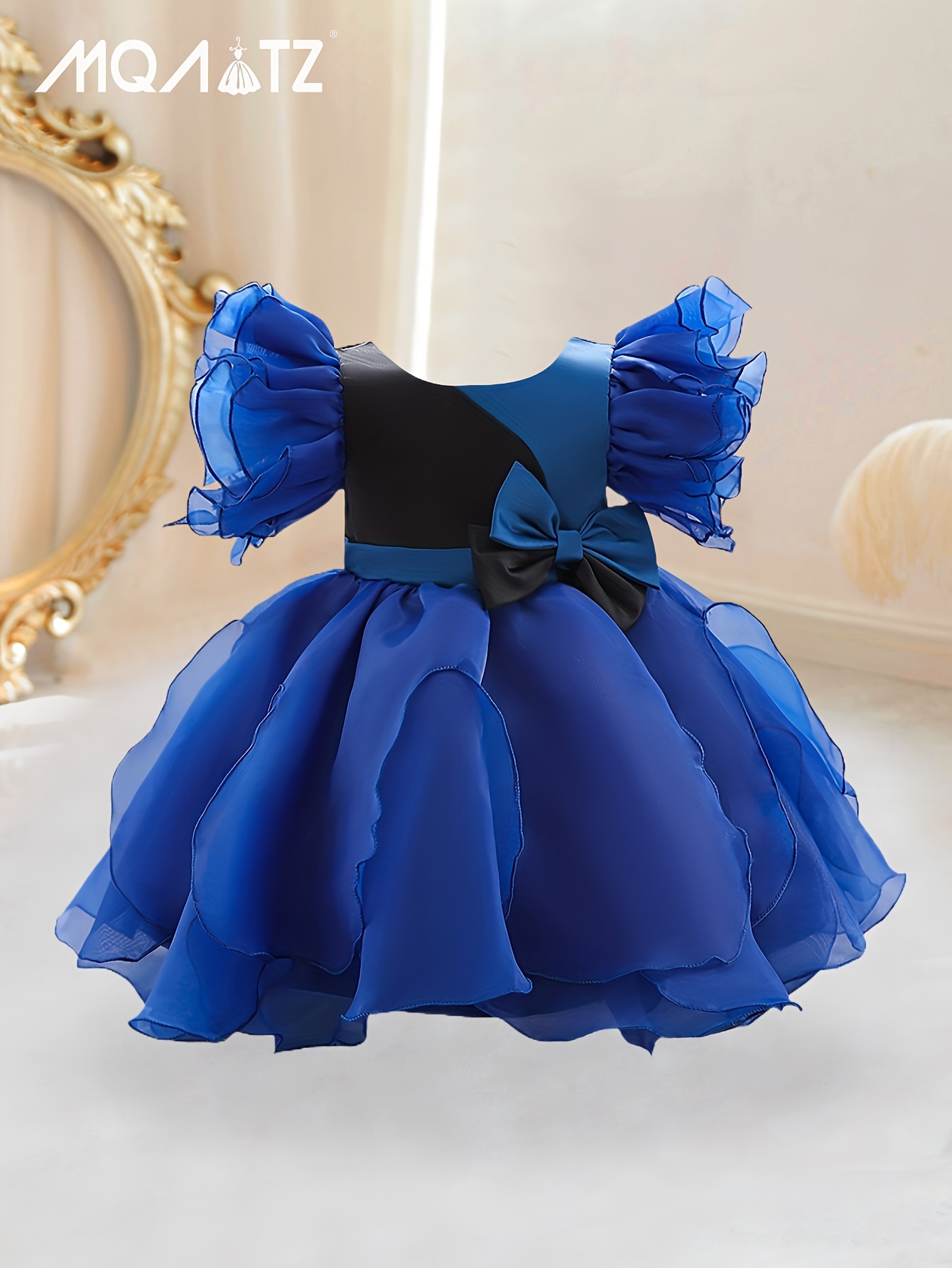 Big ruffle 2024 sleeve dress