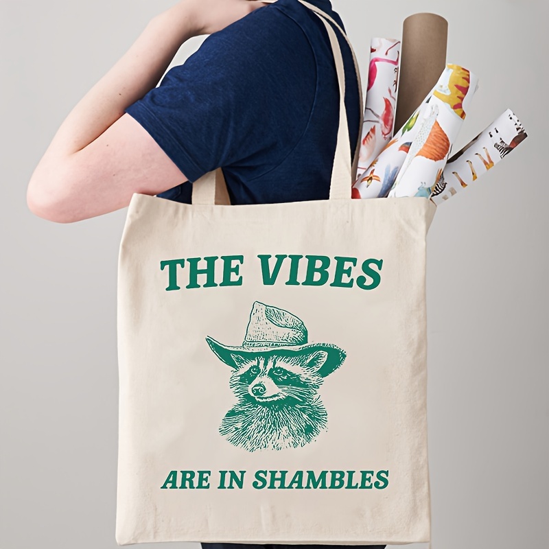 

1pc The Vibes Are In Shambles Raccoon Pattern Fashion Tote Bag, Canvas Travel Handbag, Folding Casual Shopping Shoulder Bag
