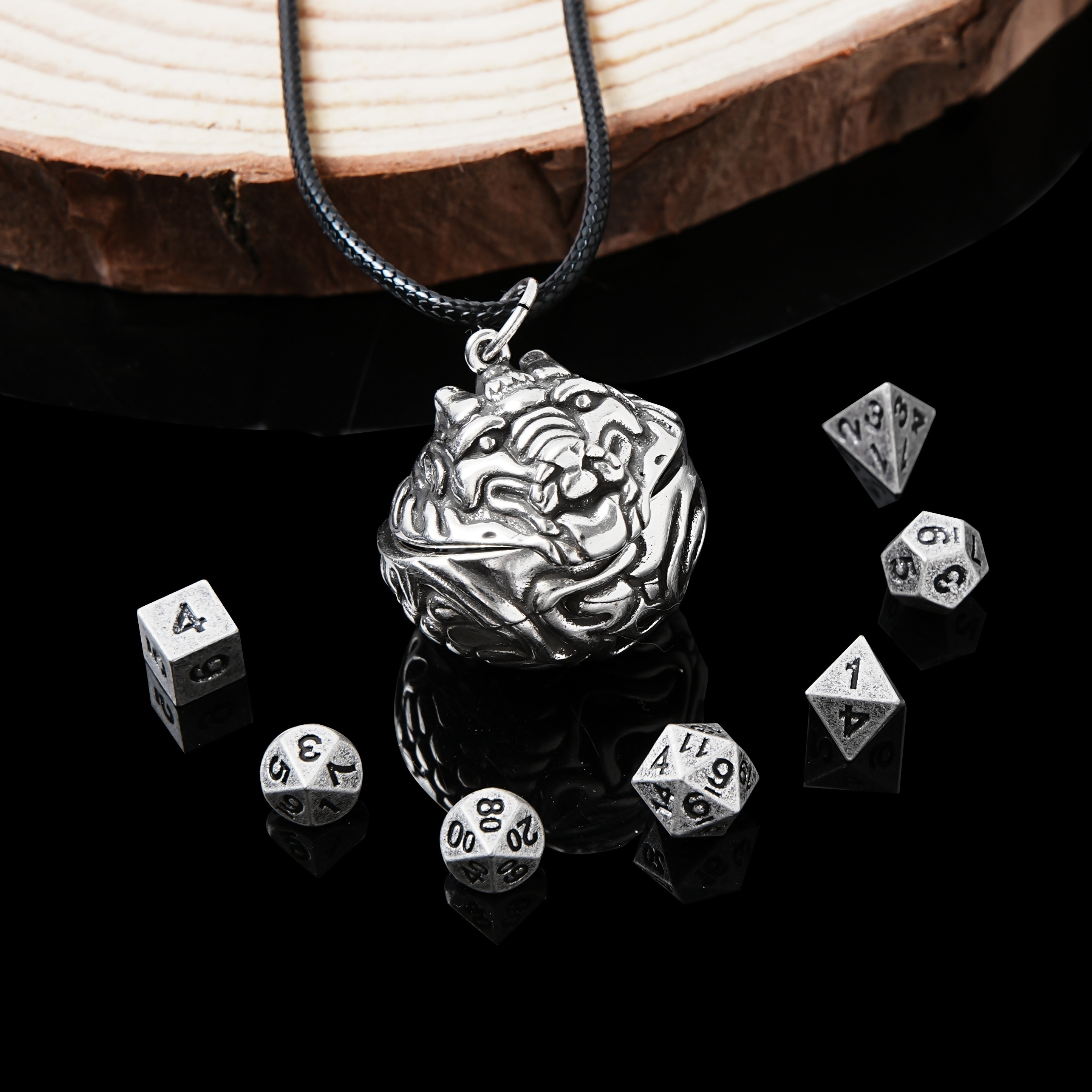 

Dice Set Old Dice Small Metal D&d Necklace Portable 7pcs Dice Set Halloween Christmas