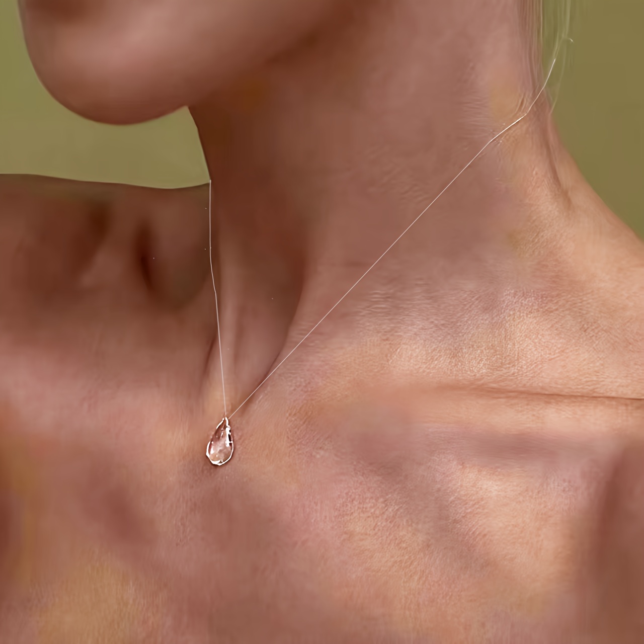 Single Pendant Necklace - Minimalist Elegant Design, Delicate Fish Chain, Lightweight And Durable For Casual Attire Gifting - Women's Fashion Accessory, Versatile Jewelry With Premium