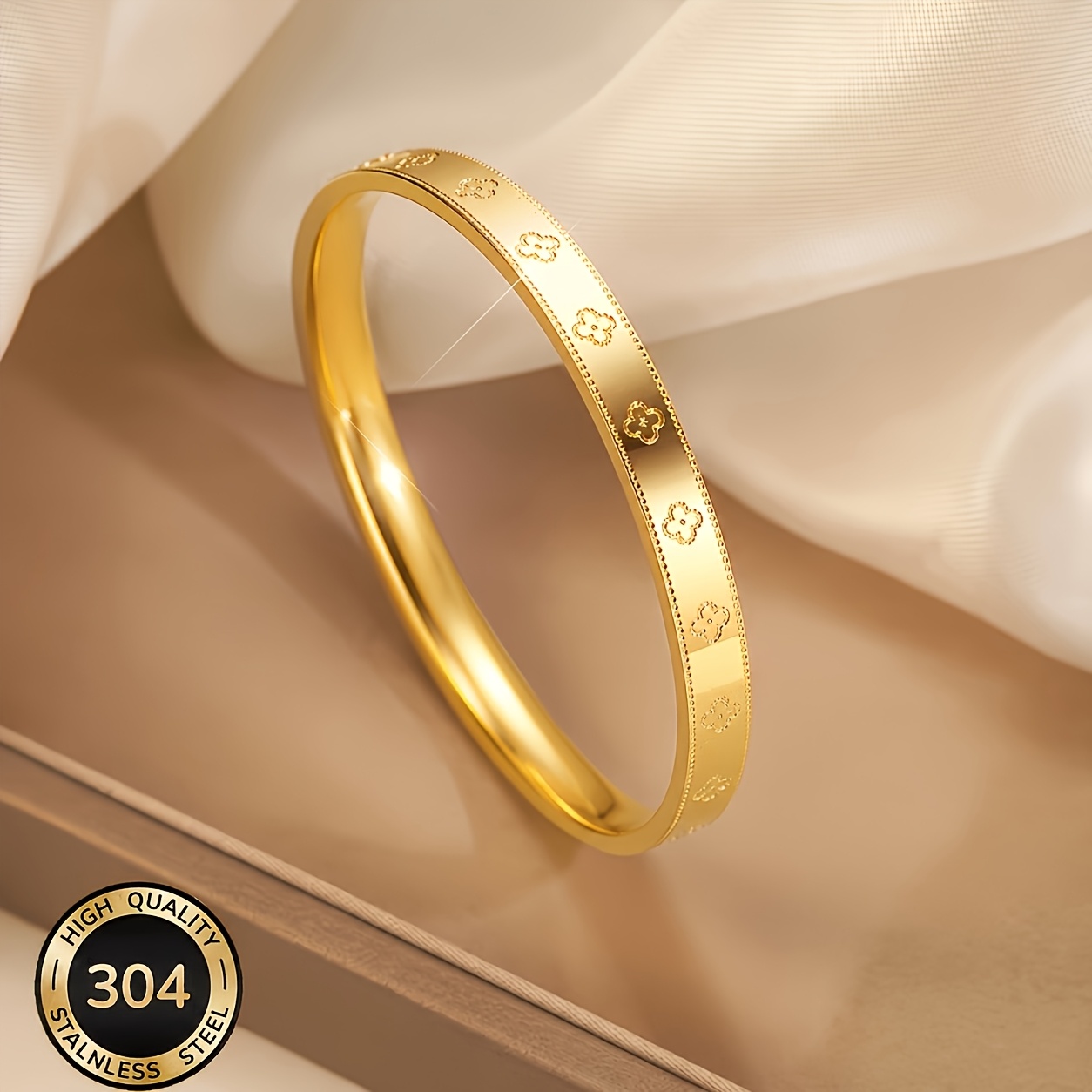 TEMU Ladies' Fashion 18k Gold-plated 304 Stainless Steel Clover Bracelet, Inlaid With Sparkling Synthetic Zirconia, Hypoallergenic, Waterproof, And