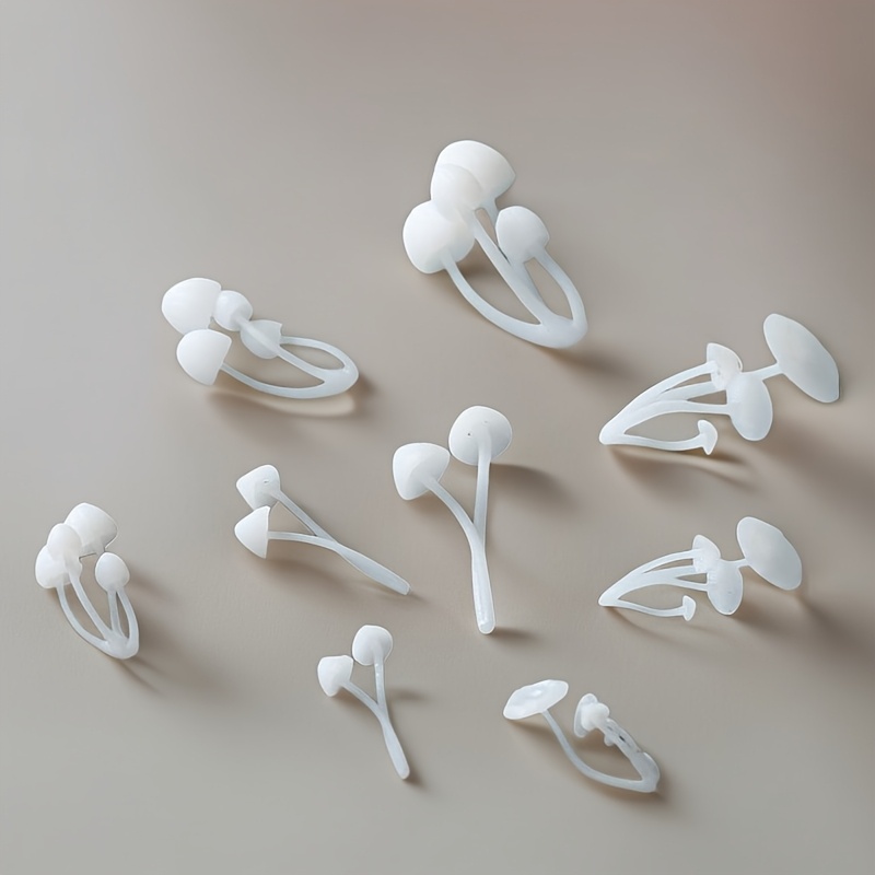 

Set Of 9 Small Plastic Mushrooms, Hand, Ideal For Resin Jewelry Creation, And Used As Resin Fillers.