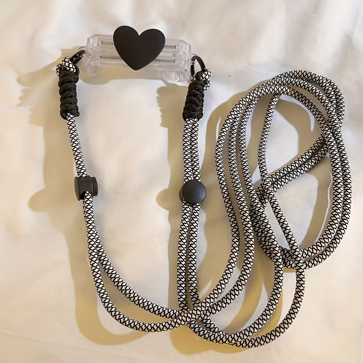 TEMU Heart-shaped Phone Case With Back Clip Lanyard, Adjustable, Compatible With Most Mobile Phones