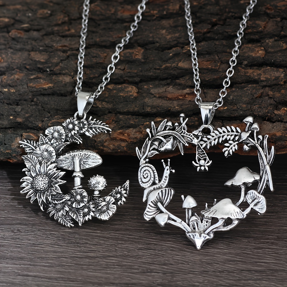 

2pcs Fashion Antique Mushroom Pendant Necklace Vintage Silvery Chain Moon Necklace Party Jewelry Gift