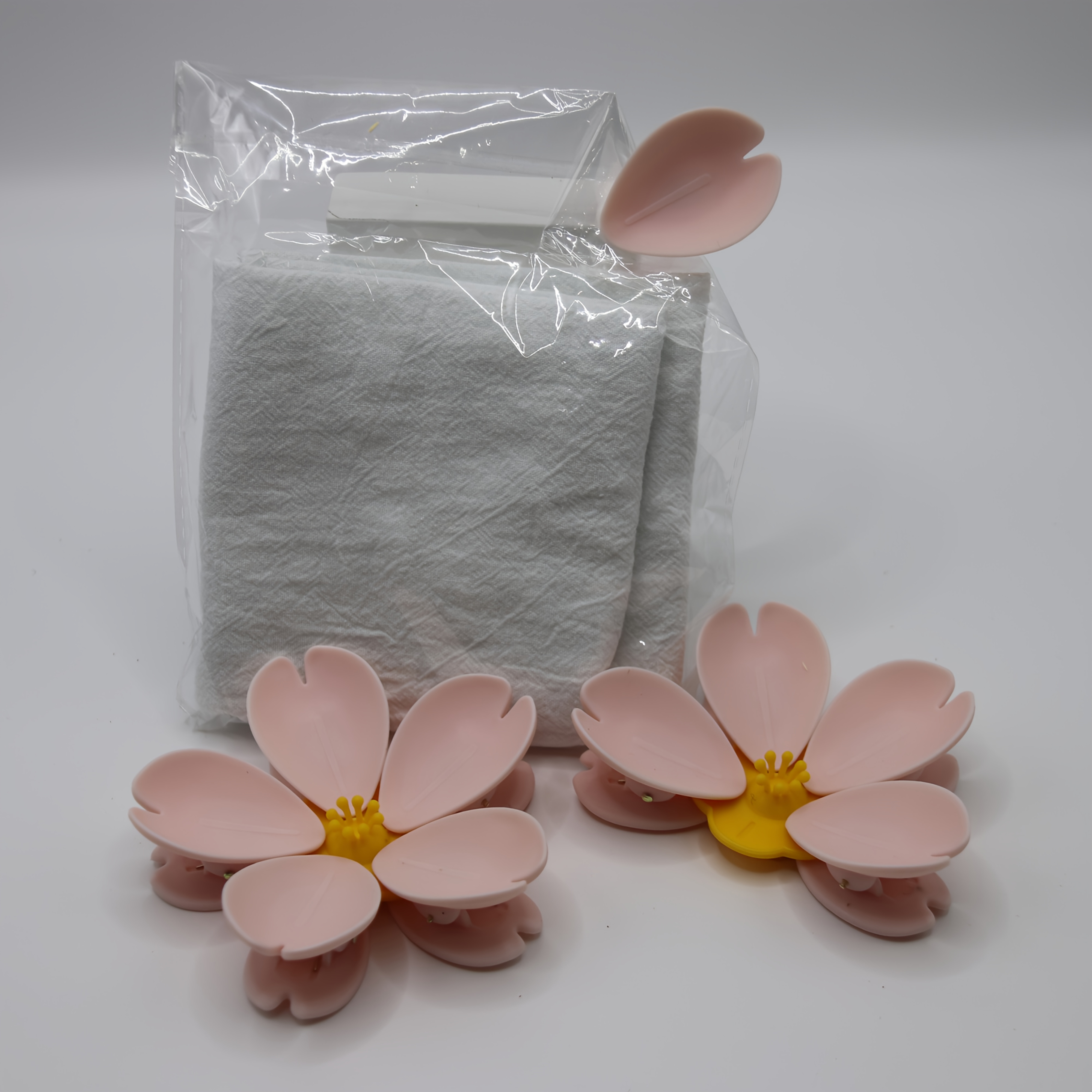 1pc Cherry Magnetic Fridge Clip With Petal Seal - Strong Magnetic Hold, Decorative -inspired Plastic For Fridge Magnets, Snacks, Notes, Photos - Cute (pink, White)