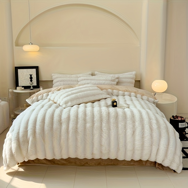 High Luxury Thick Striped Rabbit Like Plush Blanket, Autumn and Winter Thick Bed Blanket Cover, Skin Friendly and Comfortable, Providing All Day Warmth and Comfort, Suitable for Sofas, Beds, Offices and Travel, Multi-purpose Blankets, Holiday Gifts - Image 10