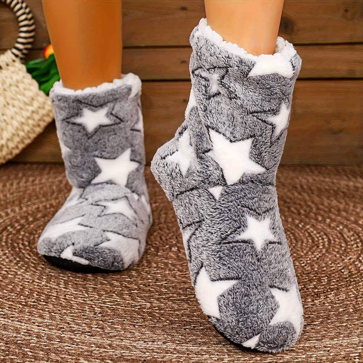 TEMU Une paire de bottes d'hiver chaudes, confortables et élégantes pour femmes | Motif décontracté, à enfiler, talon plat, tige en tissu, lavable à