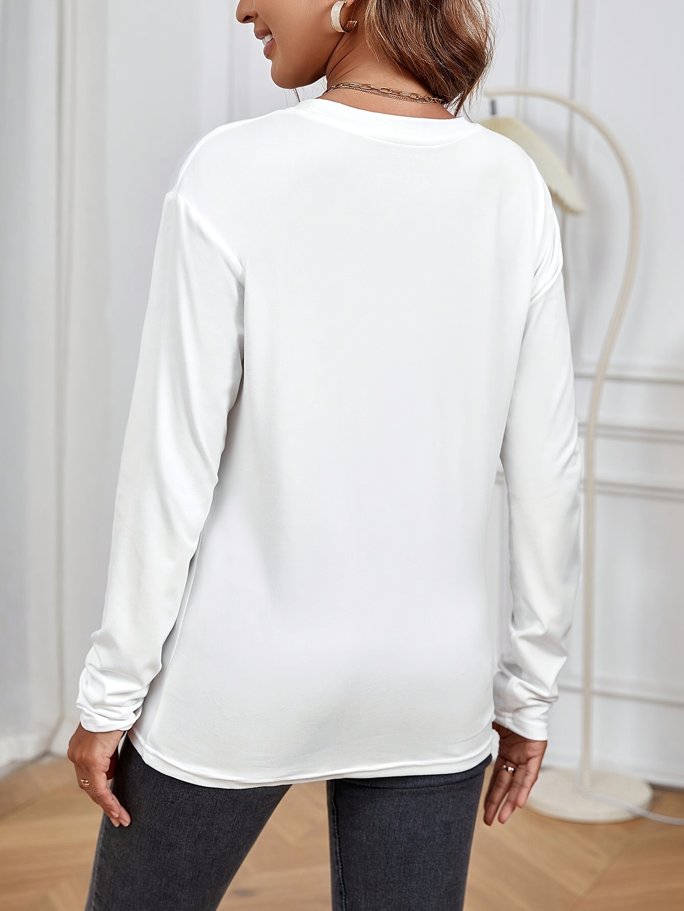 Leyou Liu Women's Elegant Long Sleeve T-Shirt - Vibrant Purple Round Neck Top, Machine Washable Regular Fit for Autumn Winter Casual & Formal Wear, Autumn Wardrobe Essential, Sophisticated Texture, Durable Casualwear, Comfortable Fabric