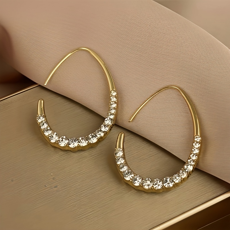 Image of A Pair Of Elegant And Luxurious Teardrop Hoop Earrings, With Sparkling Rhinestones, Perfect For Women' Wear, Vacation, And Party Occasions. An Ideal Creative Gift