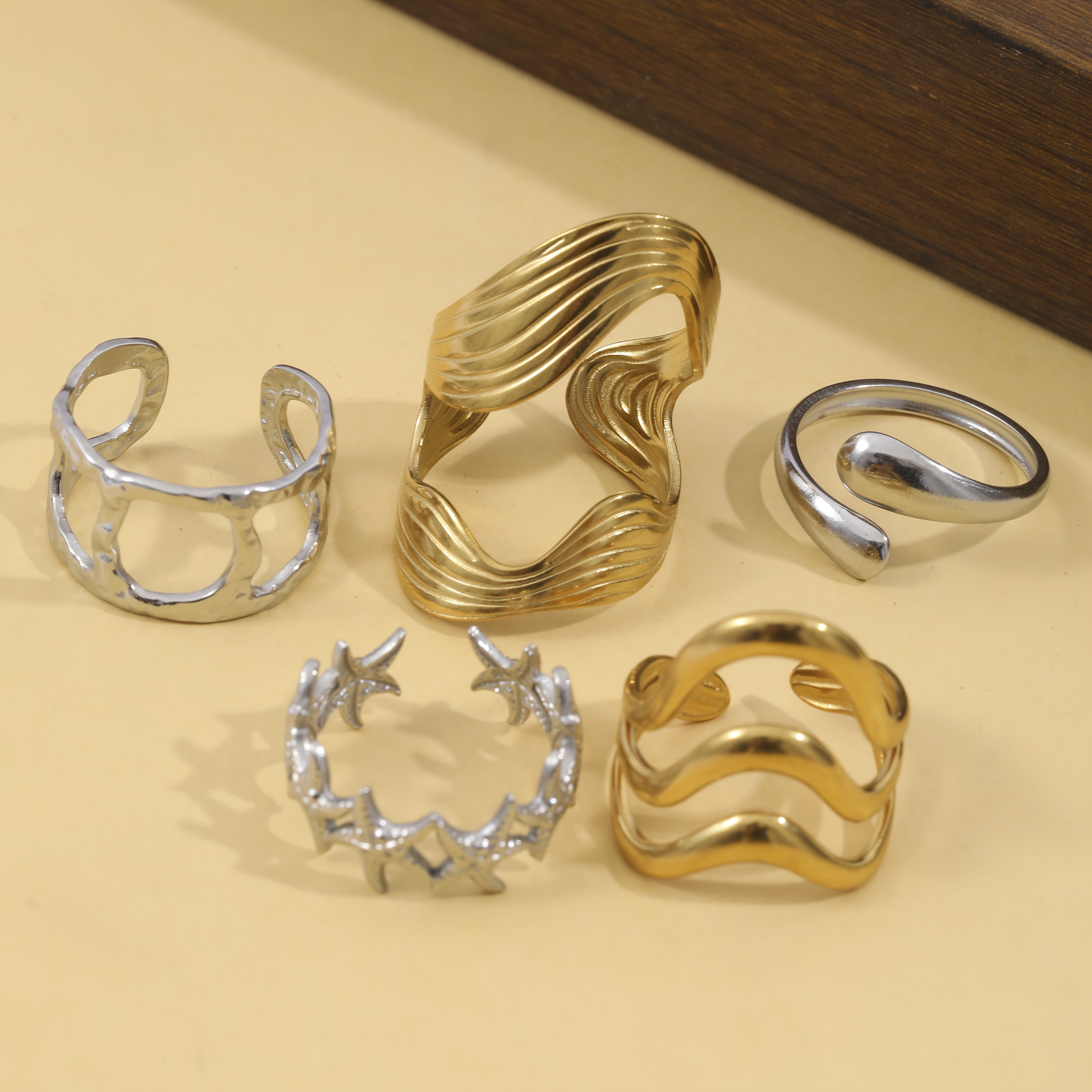 5pcs Golden and Silvery Stainless Steel Ring Set
