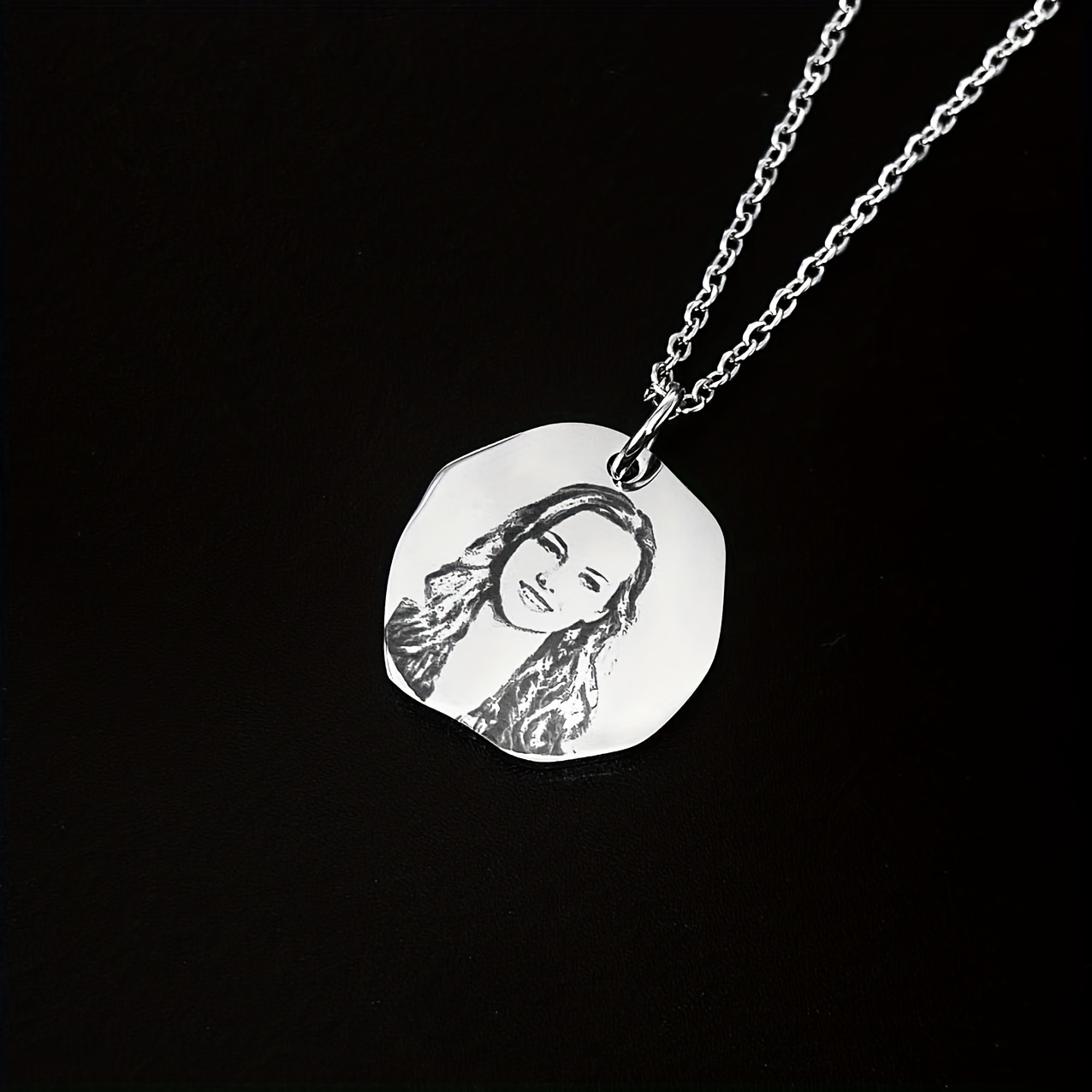 TEMU Custom Photo Personalized Necklace For Women - Oval Pendant With Delicate Chain, Mother’s Day Gift, April Birthstone Jewelry, Everyday Elegant