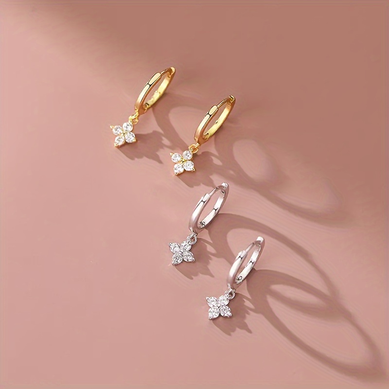 

1 Pair Of Ladies Sparkling Decorated Earrings Luxury Jewelry For Everyday Casual Decoration