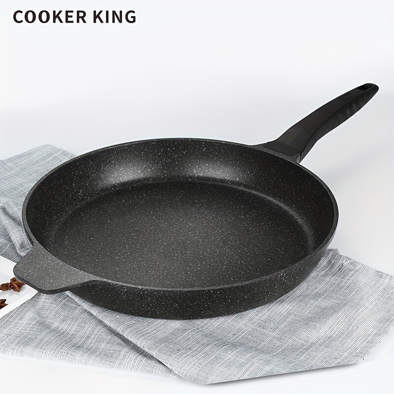 

COOKER KING Poêle à Antiadhésive de 12.6" - Manche à la Chaleur, PTFE & , pour Induction, Compatible avec Toutes les Plaques de Cuisson