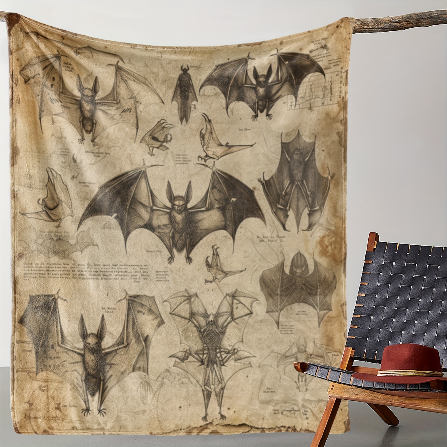 

Vintage Bat Print Flannel Throw Blanket - Soft Cozy Warm Polyester Throws For Sofa, Bed, Office, And Travel - All-season Woven Throw With Unique Embellishments - Great Gift For All Occasions
