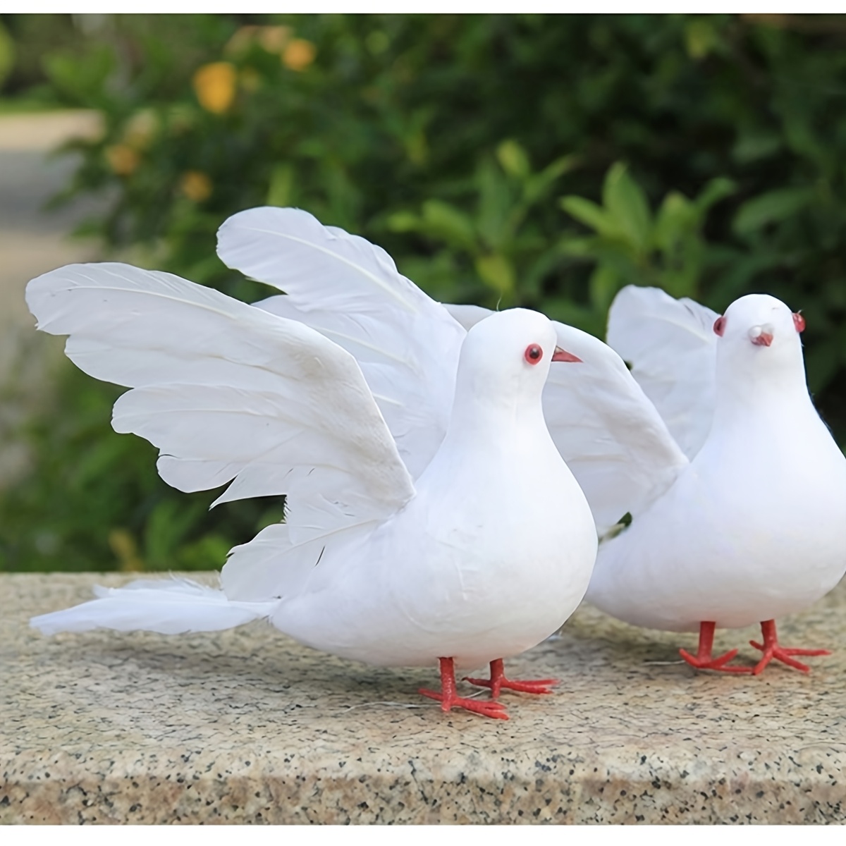 E-shop 2 Stk. realistische künstliche weiße Tauben, geeignet für Hochzeits- & Gartendekor, Schaumstoff-Taubenstatuen mit lebensechten Tauben für den