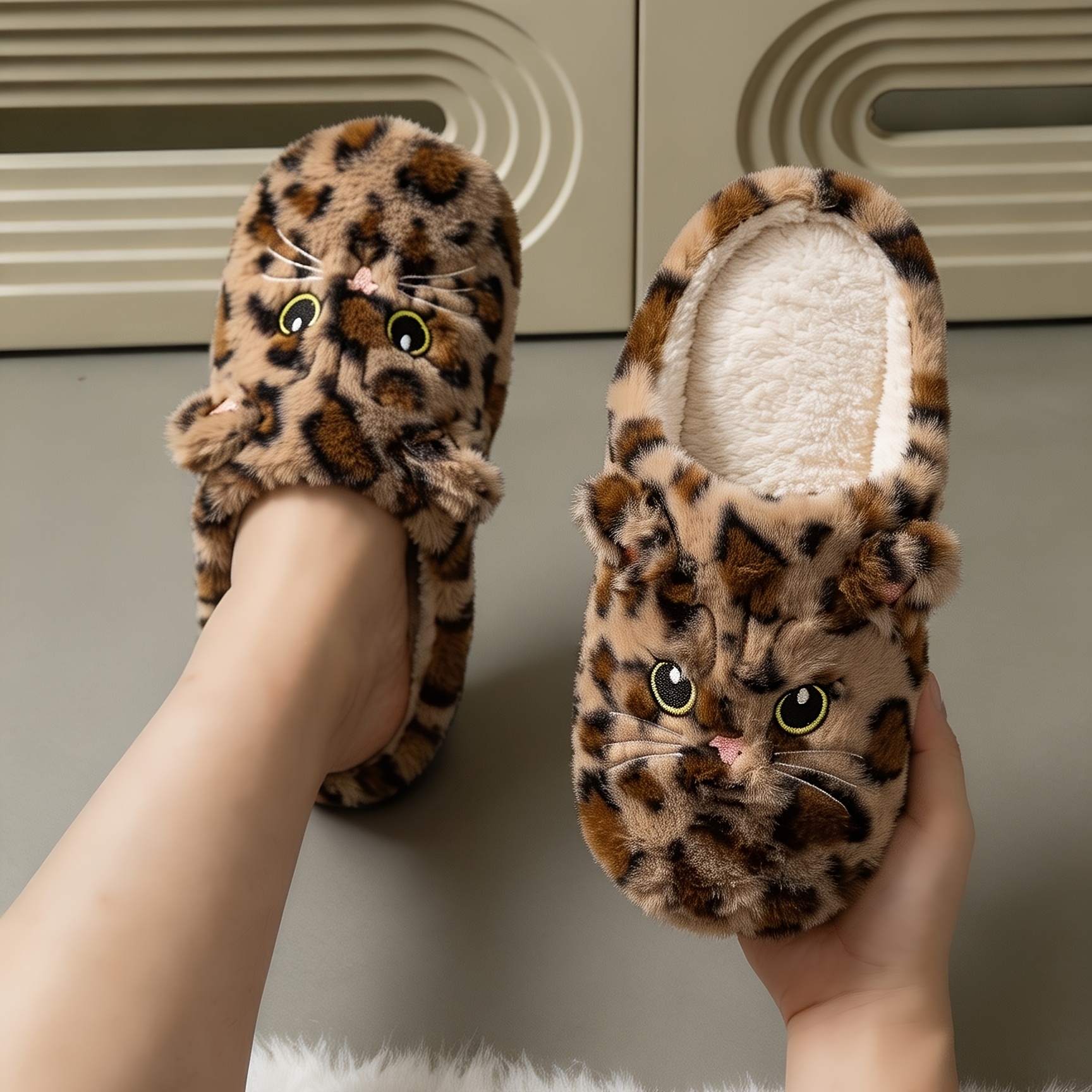 TEMU Women's Leopard Print Cat Slippers - Plush Warm Indoor With Kitten, Lightweight Suitable For - Wear, For Cat Lovers, Soft Sole & Cushioned For