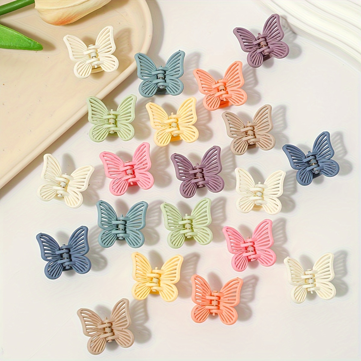 

40 Ladies Butterfly Cutout Plastic Candy Multicolor Mix Random Sweet Bangs Mini Hair Accessories Hair Claw Cli