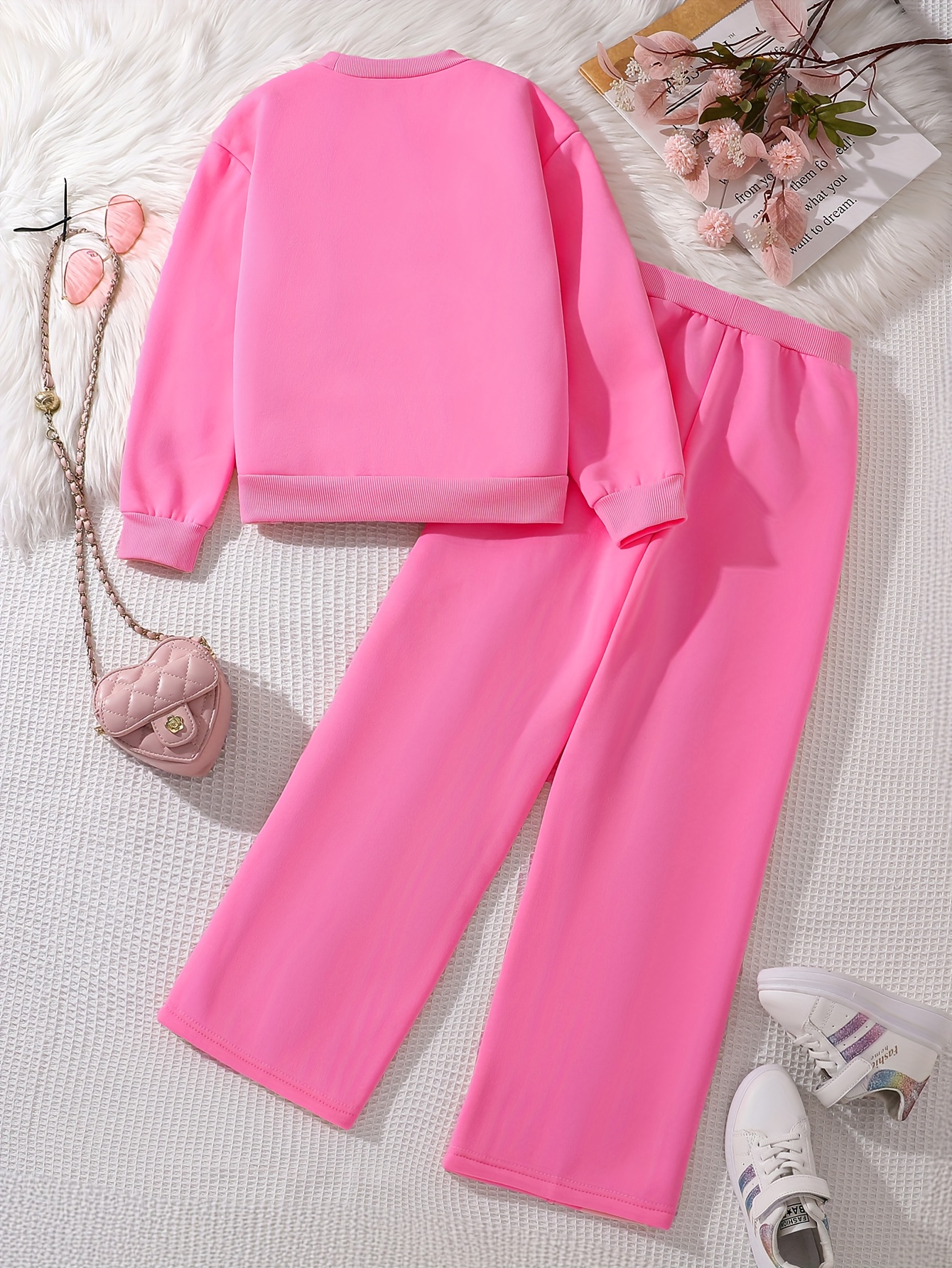2pcs Set Cute Solid Color Plush Heart Sweatshirt and Pants