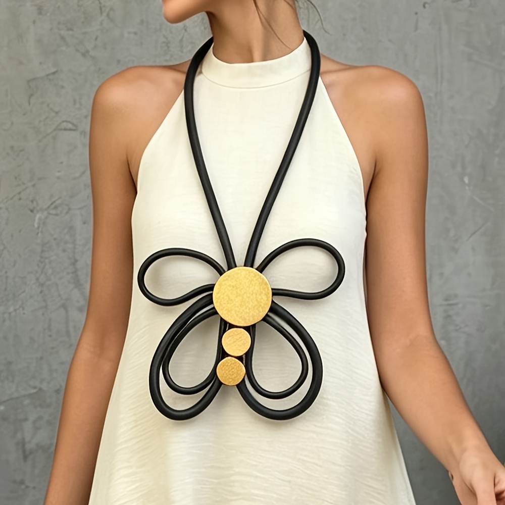 TEMU Collier pendentif papillon et floral pour femme, avec un design géométrique de luxe léger d'inspiration européenne et américaine. collier léger