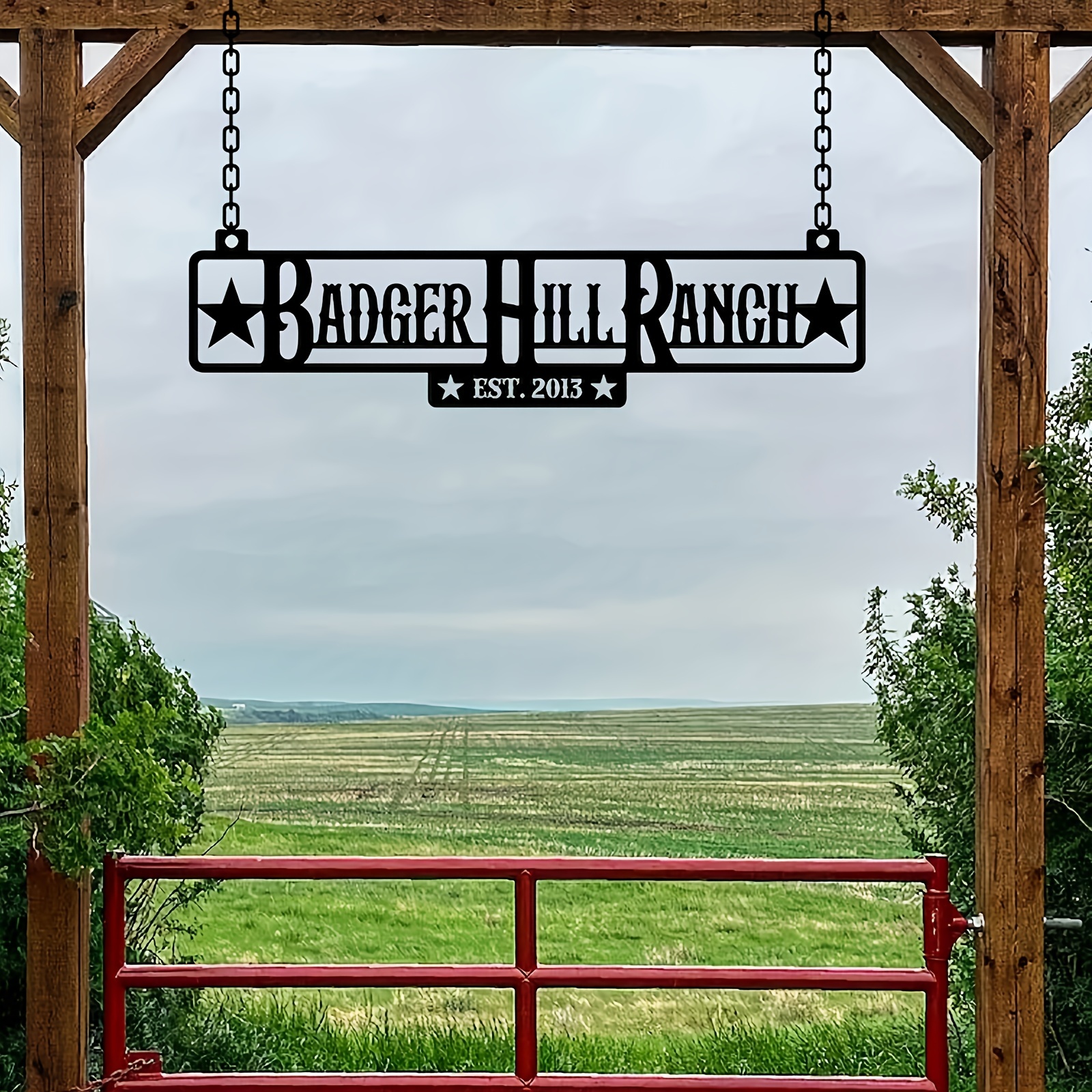 

Custom Vintage Metal Farmhouse Welcome Sign - Personalized Ranch & Family Name Plaque For Home Decor, Ideal Housewarming Or , Farmhouse, Zoo, Or Ranch Entrance