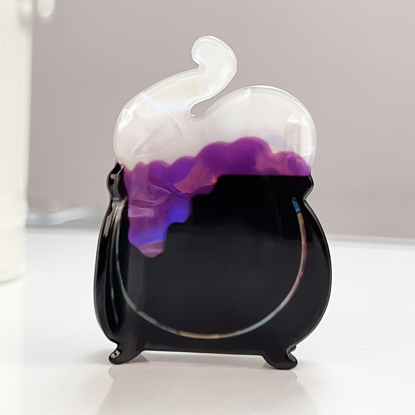 TEMU 1pc Halloween Cauldron Hair Claw Clip, Purple Design Large Non-slip Shark Clip, Spooky Gothic Aesthetic Hair Jaw Clamp, Women Halloween Party