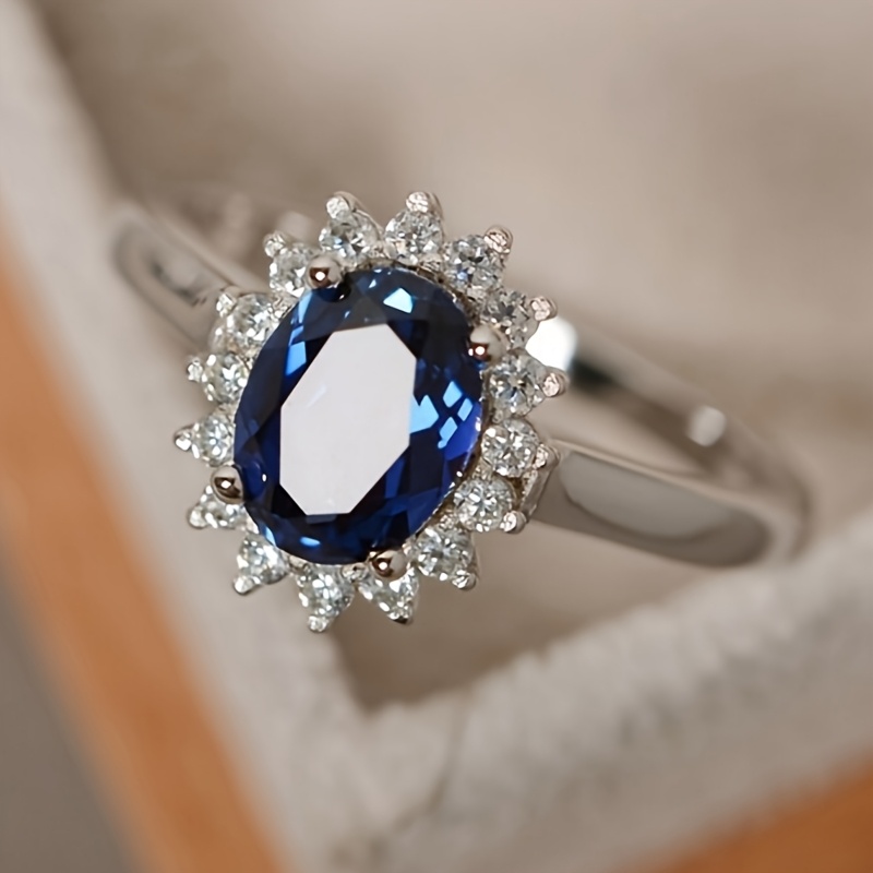 E-shop Modischer klassischer, exquisiter Ring mit 4 Klauen, strassbesetzter Synthetischer Zirkonia Ring, Verlobungs- und Hochzeitsring für Damen, ,