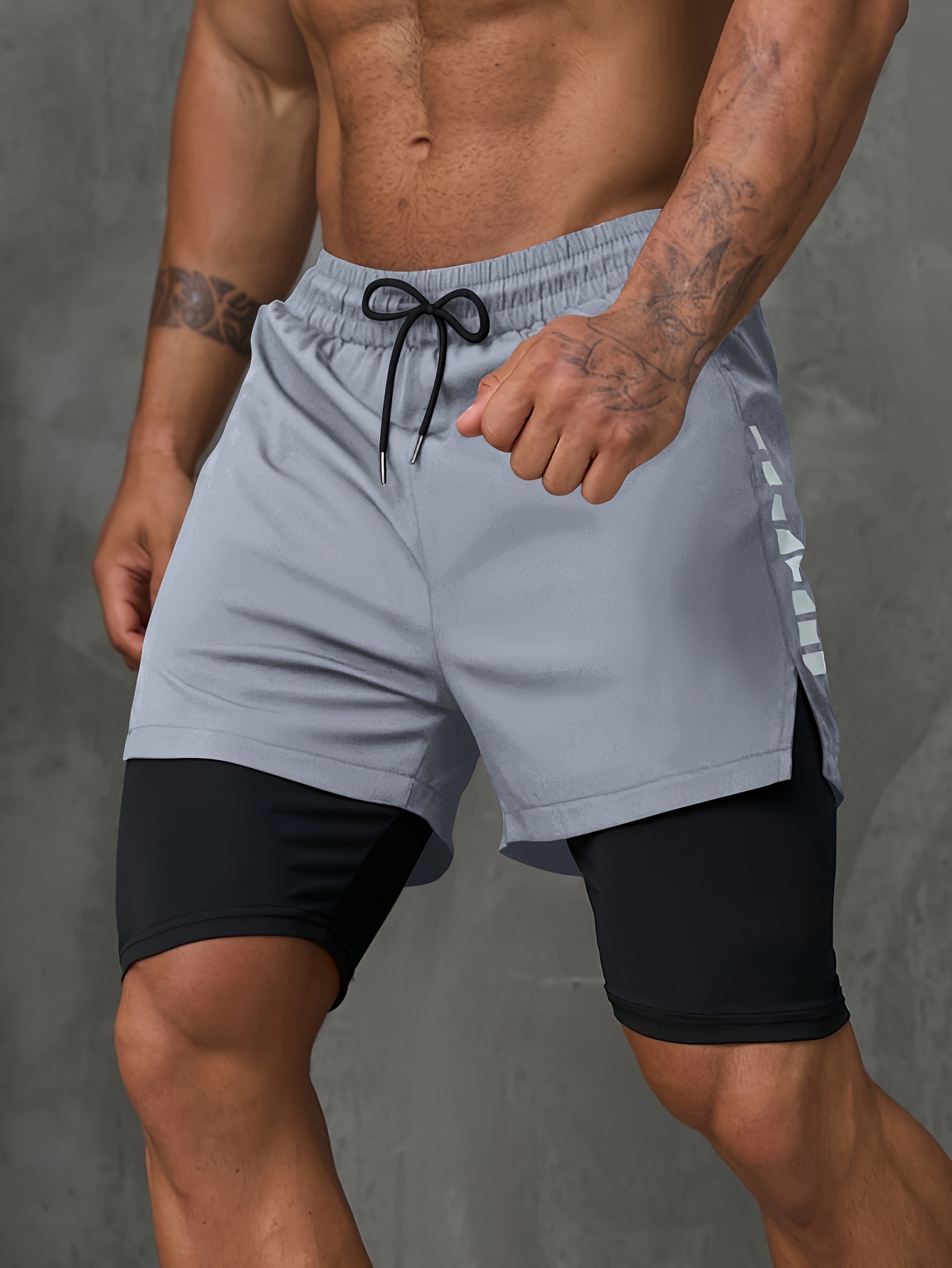 Men's 2-in-1 Running Shorts with Inner Pocket - Knee-Length, Double Layer for Gym & Training, Breathable Polyester, Machine Washable