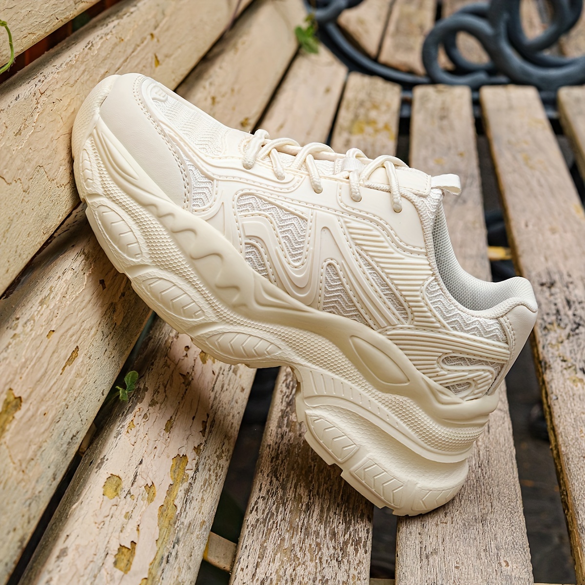 pair womens chunky sneakers season solid color low top Temu