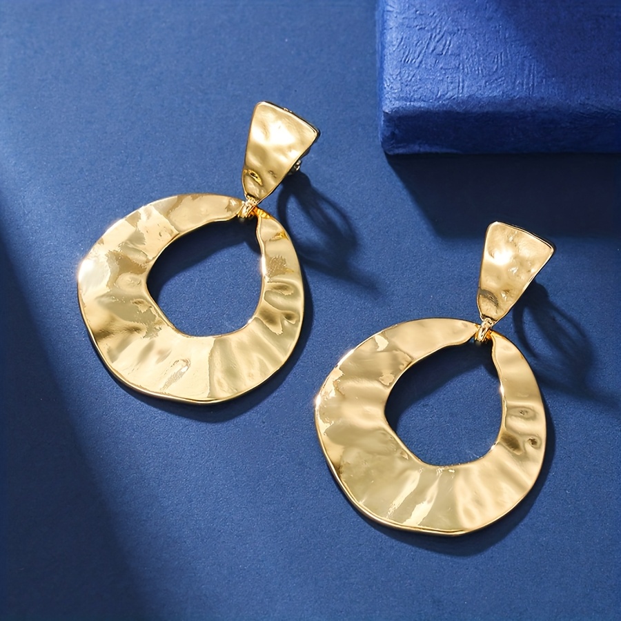 2025 Autumn/winter New Statement Minimalist Niche Design No-piercing Clip-on Earrings, Personality Circle Face Earrings