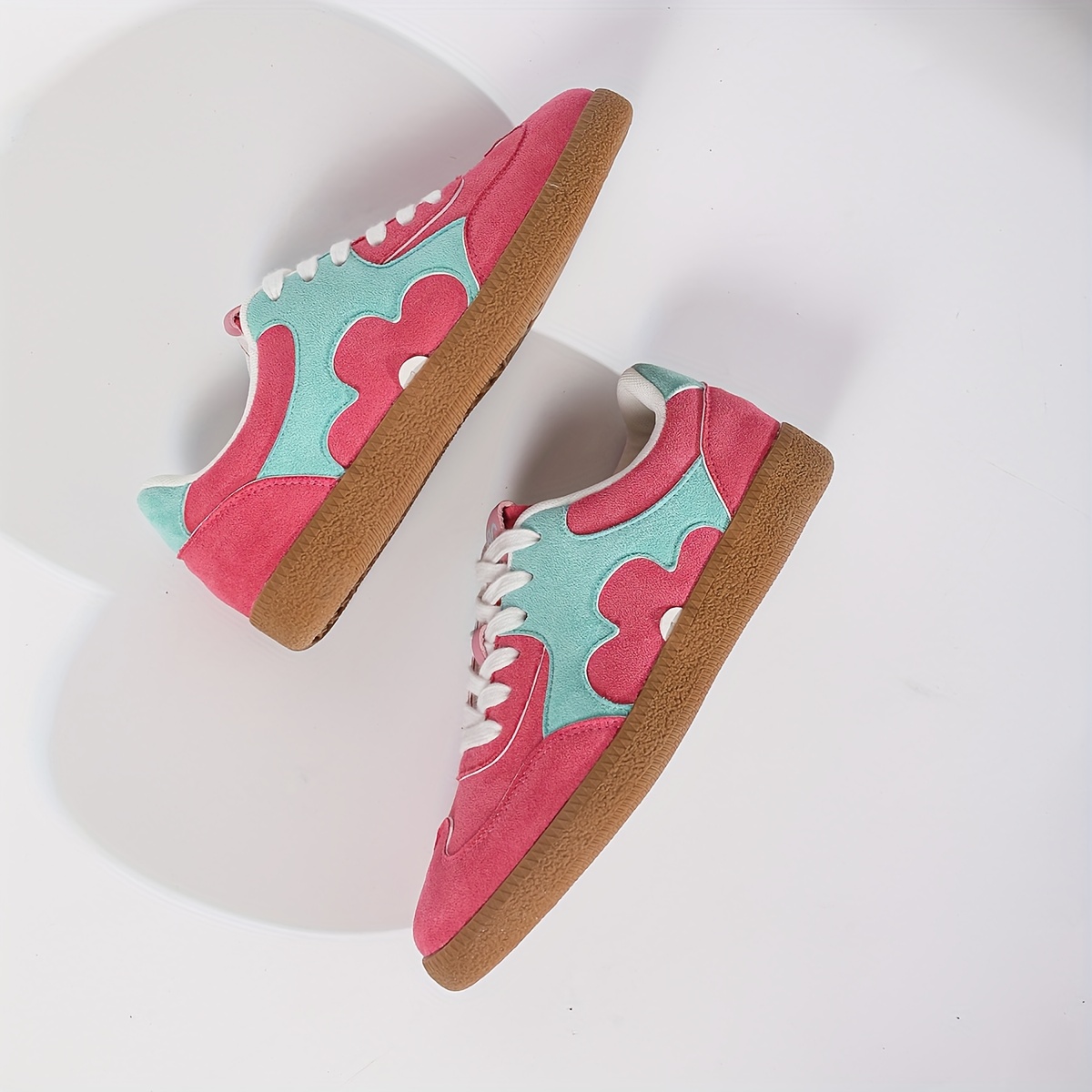 Image of [afbc-treasure] Women's Pink & Mint Green Colorblock Casual Sneakers - Inspired With Floral , Thin-sole Low-top Cushioned Walking Shoes For Campus/travel Versatile Styling, Women Shoes