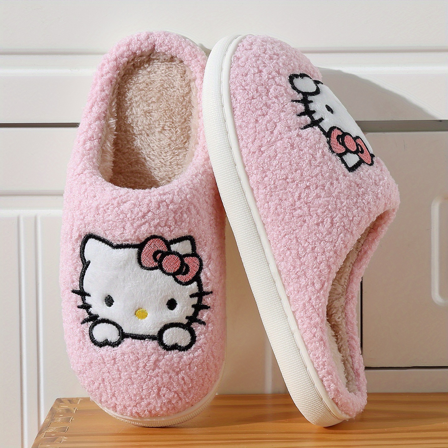   womens winter slippers cute cartoon   soft fabric single layer thickened warm indoor home comfortable slippers cold protection christmas halloween gift birthday party gift women shoes