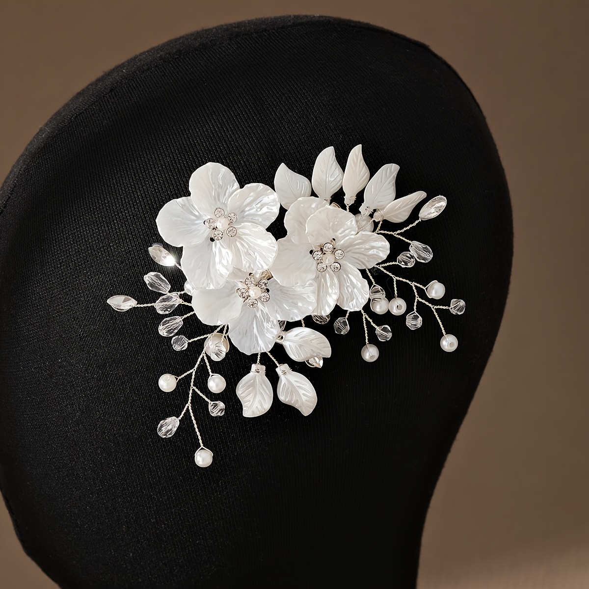 

White Flower Hair Clip For Women Flower Rhinestone & Faux Pearl Decor Acrylic Hair Pin Wedding Hair Accessory