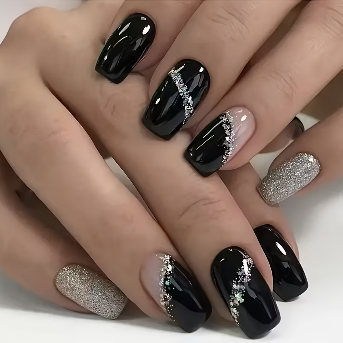 24pcs Medium Square Black Glitter Art Nails With Ties, Fashionable And Exquisite Shiny Design, Suitable For Daily Wear